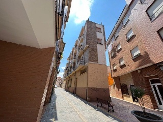 03911-0001 16