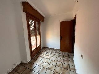 03911-0001 18