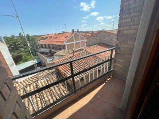 03911-0001 24