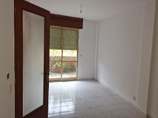 03916-0001 29