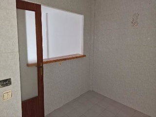 03916-0001 37