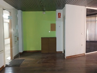 03937-0001 18