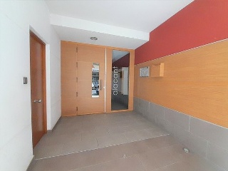 01838-0001 11