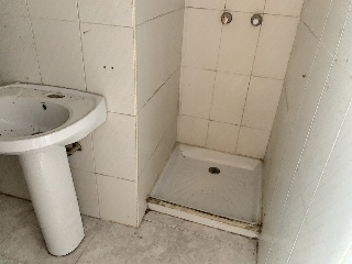 06570-0001 16