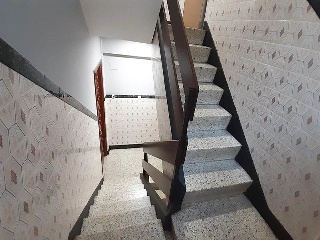 03709-0001 32