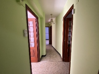 03709-0001 34