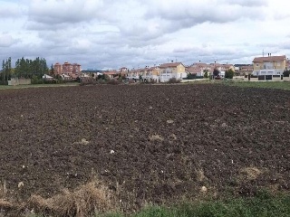 Suelos en Villarcayo de Merindad de Castilla la Vieja ,Burgos 9