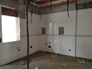 04725-0001 31