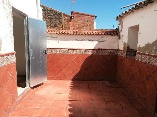 04728-0001 33