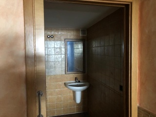 03167-0001 10