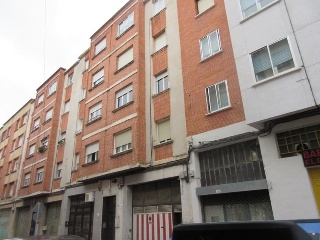 03174-0001 2