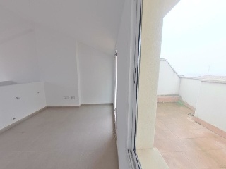 Obra parada en construcción pisos en Alcoletge ,Lleida 45