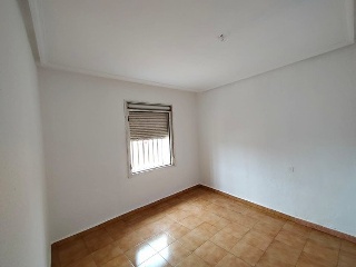 03967-0001 28