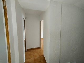 03967-0001 32