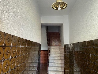 00086-0001 17