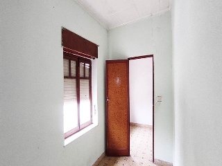 06601-0001 32