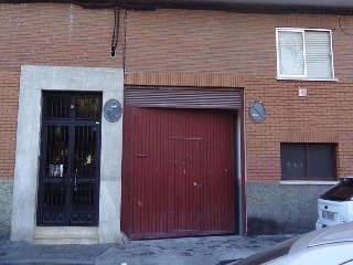 06611-0001 8