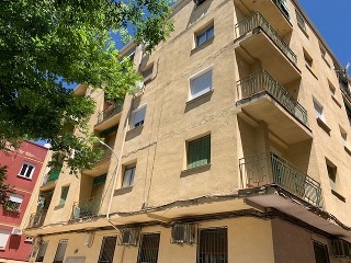 04687-0001 32
