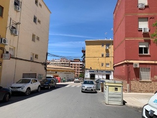 04687-0001 35