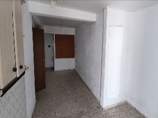 04699-0001 12