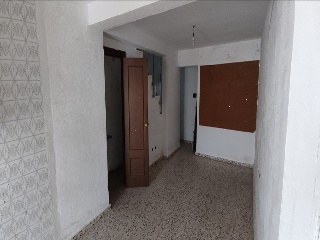 04699-0001 13