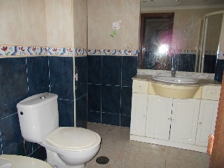 04700-0001 11