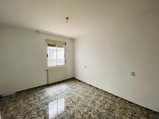 11789-0001 27