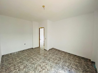 11789-0001 29