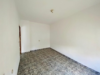 11789-0001 34