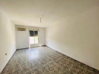 11789-0001 35