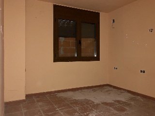00678-0001 12