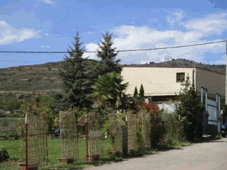 00704-0001 8