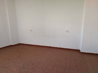 04671-0001 24