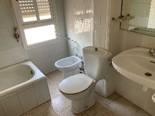 04673-0001 22