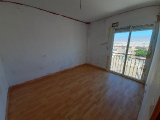 00533-0001 28