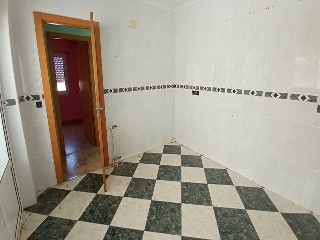 02541-0001 56