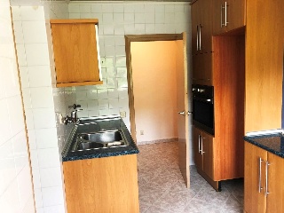 05706-0001 18