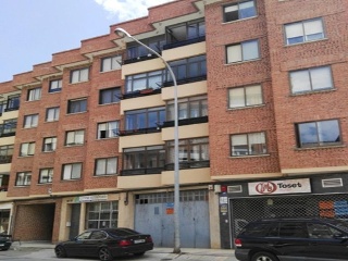 00233-0001 12