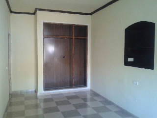 00257-0001 12