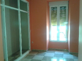 00257-0001 17