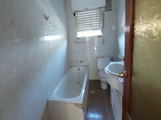 04950-0001 18