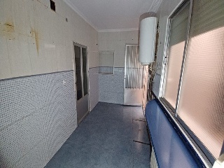 05638-0001 56