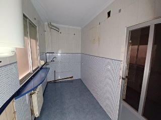05638-0001 59