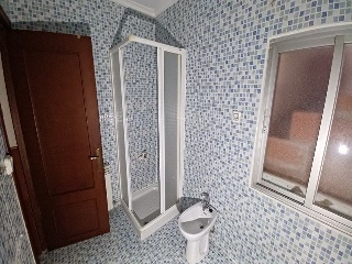 05638-0001 61
