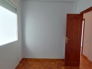 07307-0001 37