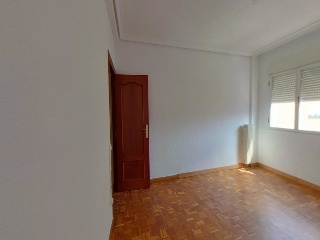 07307-0001 39