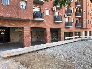 08226-0001 37