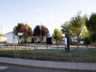 Chalet adosado en Santa Marta (Badajoz) 32