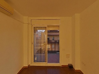 08851-0001 81