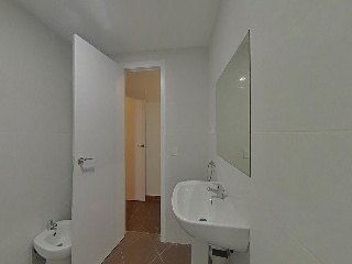 08851-0001 137